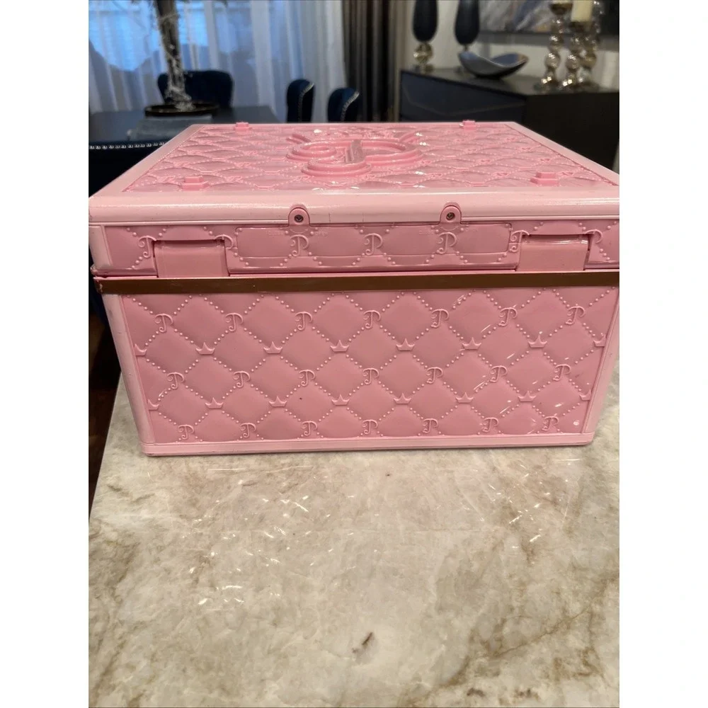 DISNEY PRINCESS TRAVEL VANITY- STYLE COLLECTION- LIGHT UP MAKEUP CASE– PINK‎